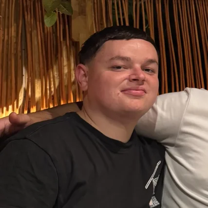 original-D8DB04CD-98A4-4D8E-BED1-FF42B6456C62_11zon